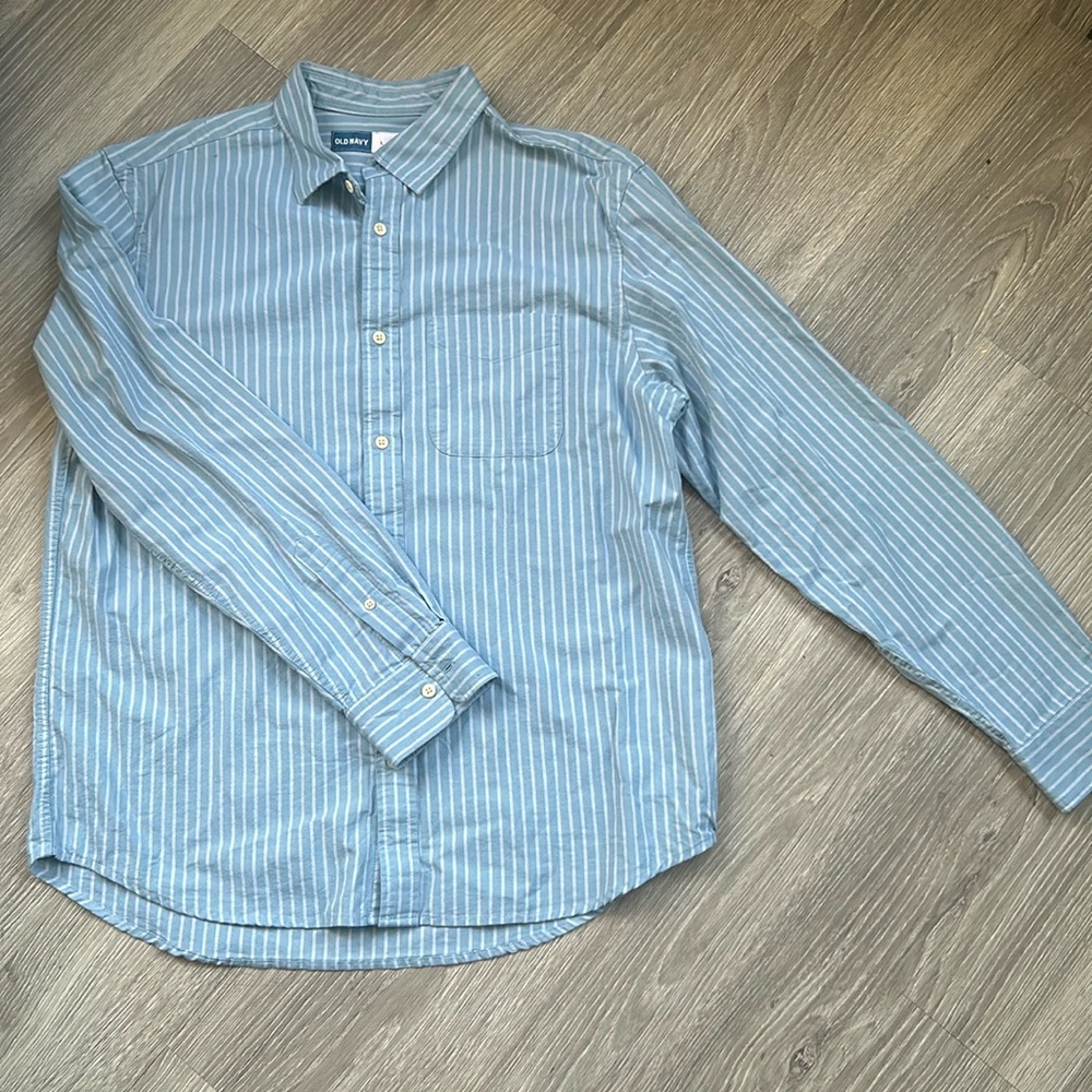 Old Navy Regular Fit Everyday Button-Down Stripe Shirt